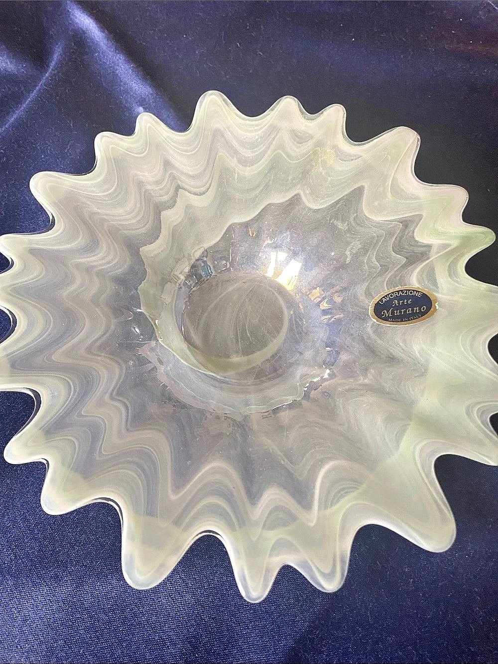 Murano Glass Scalloped Decorative Dish